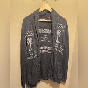 TOMMY BAHAMA CARDIGAN SIZE: L